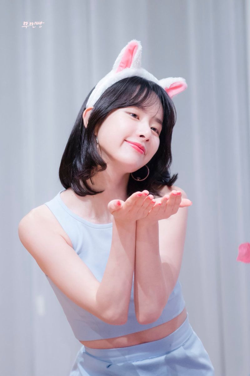 설아