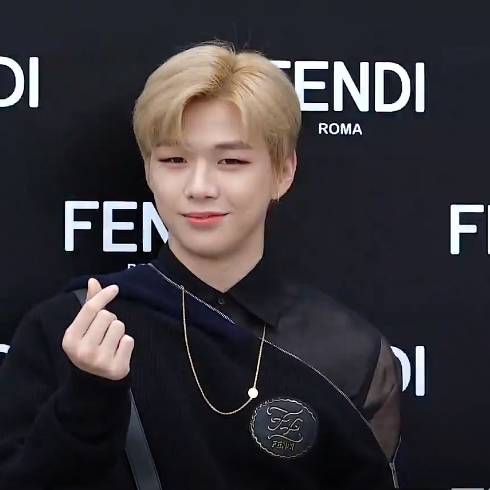 강다니엘