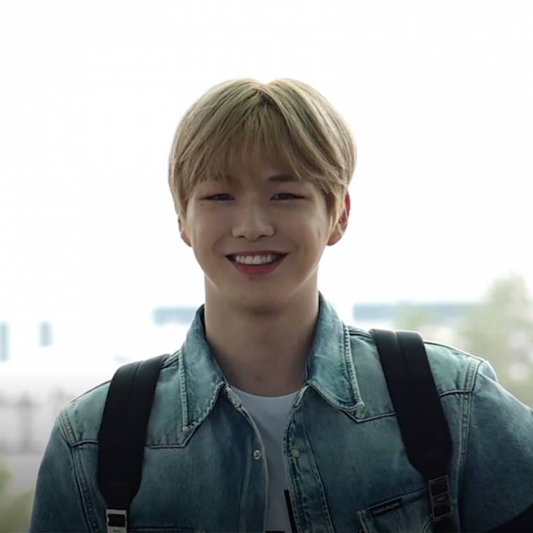 강다니엘 공항