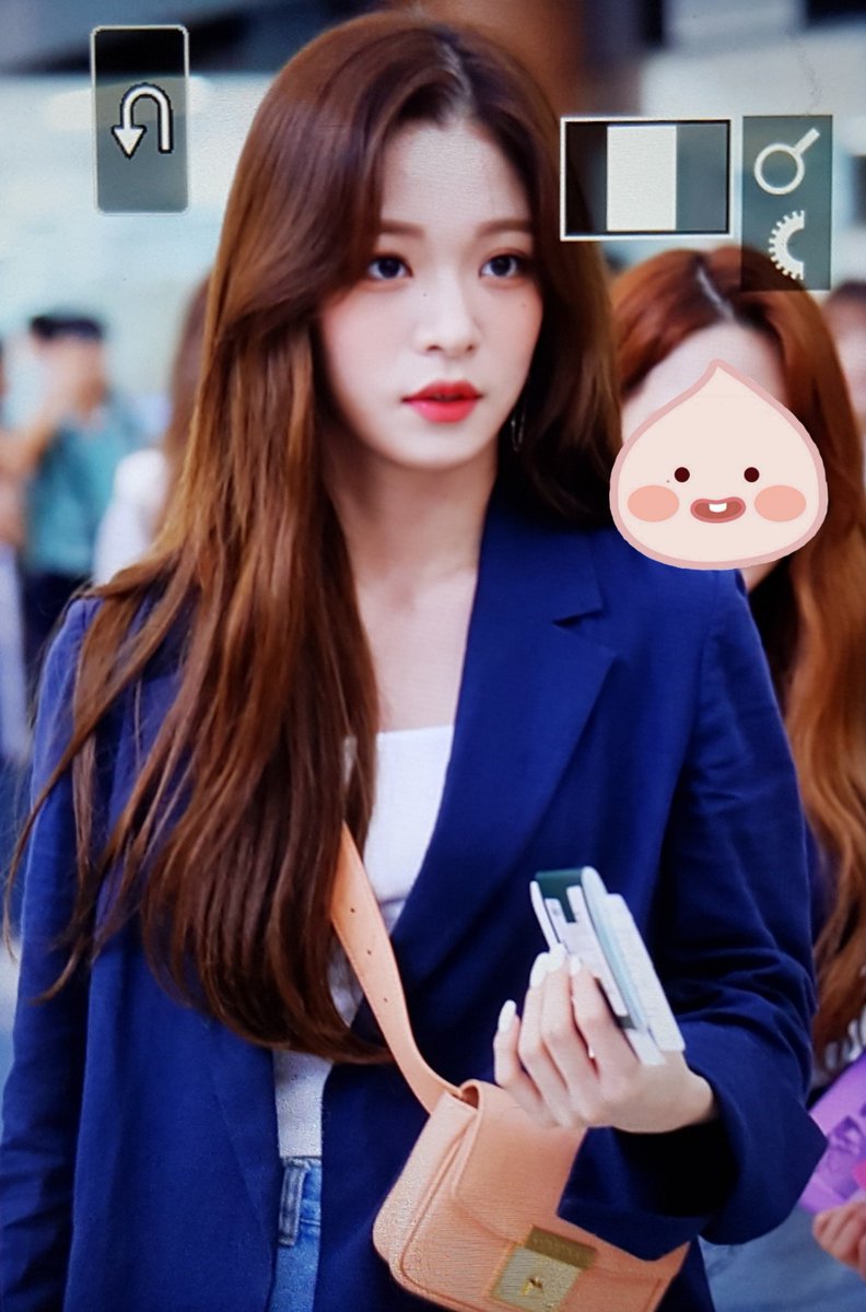 프로미스나인 이채영