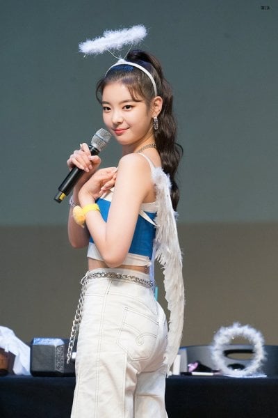 ITZY 리아