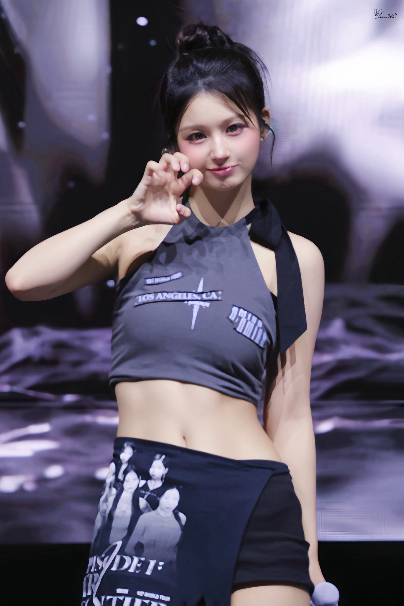 002.jpg