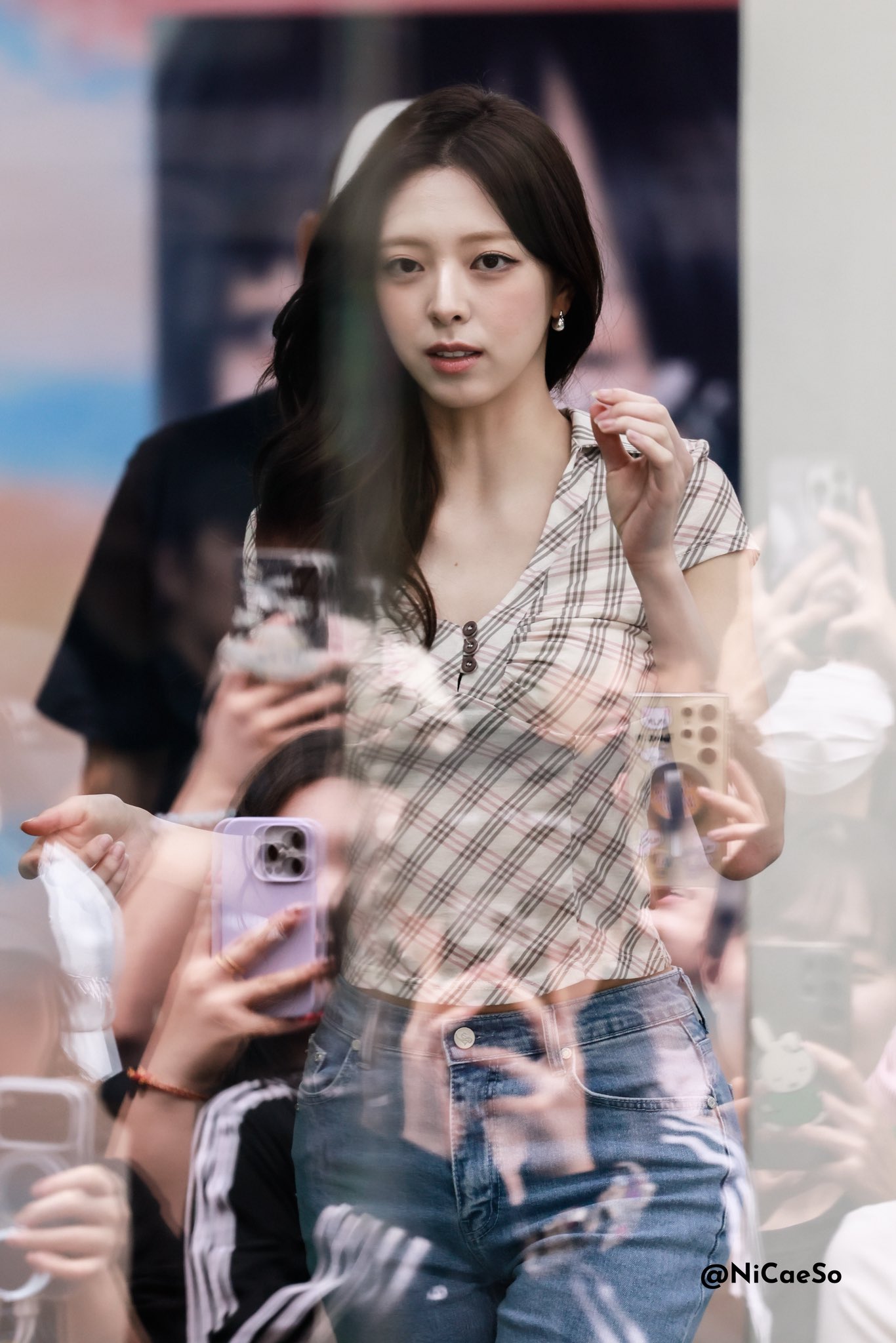004.jpg